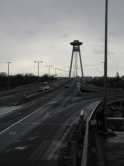 Novy Most -silta ja UFO