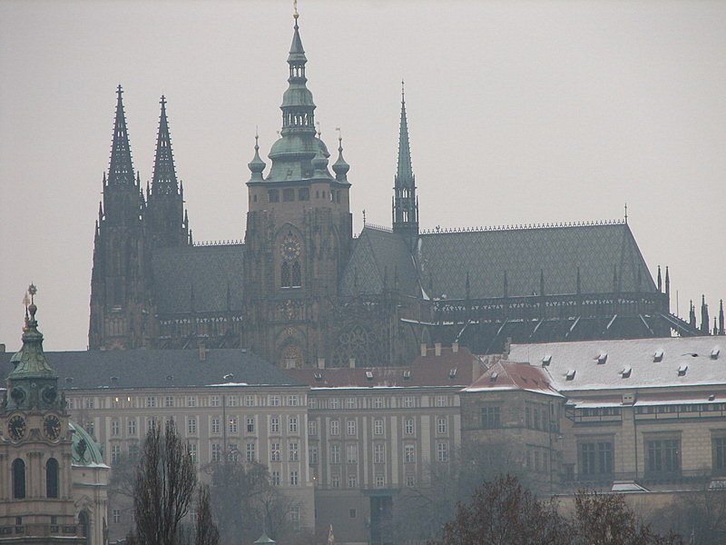 Prahan linnan katedraali