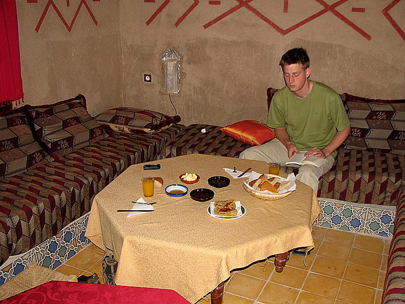 Aamiainen Nasser Palacessa